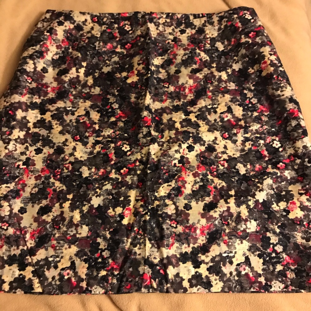 Talbots Floral pencil Skirt NWOT Sz. 20 Black/Pink